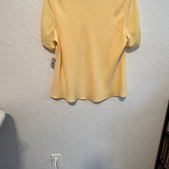 New Talbots pure silk blouse - Picture 4 of 7
